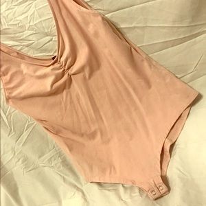 Forever 21 Bodysuit!! Peach size XL.